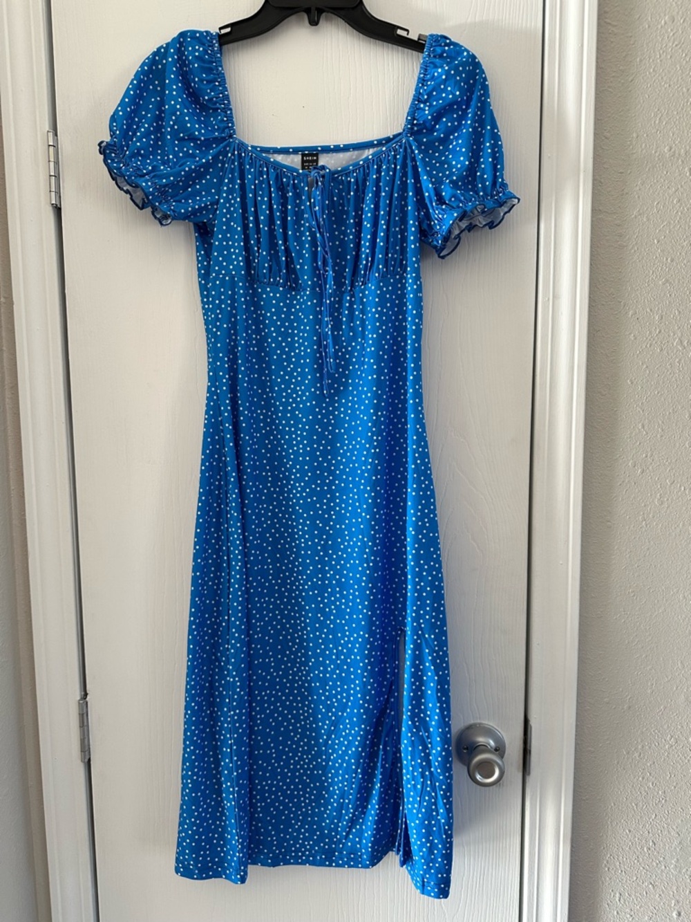 Blue Polka Dot Puff-Sleeve Midi Dress